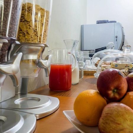 Bed and Breakfast Relais Sistina Рим Екстер'єр фото