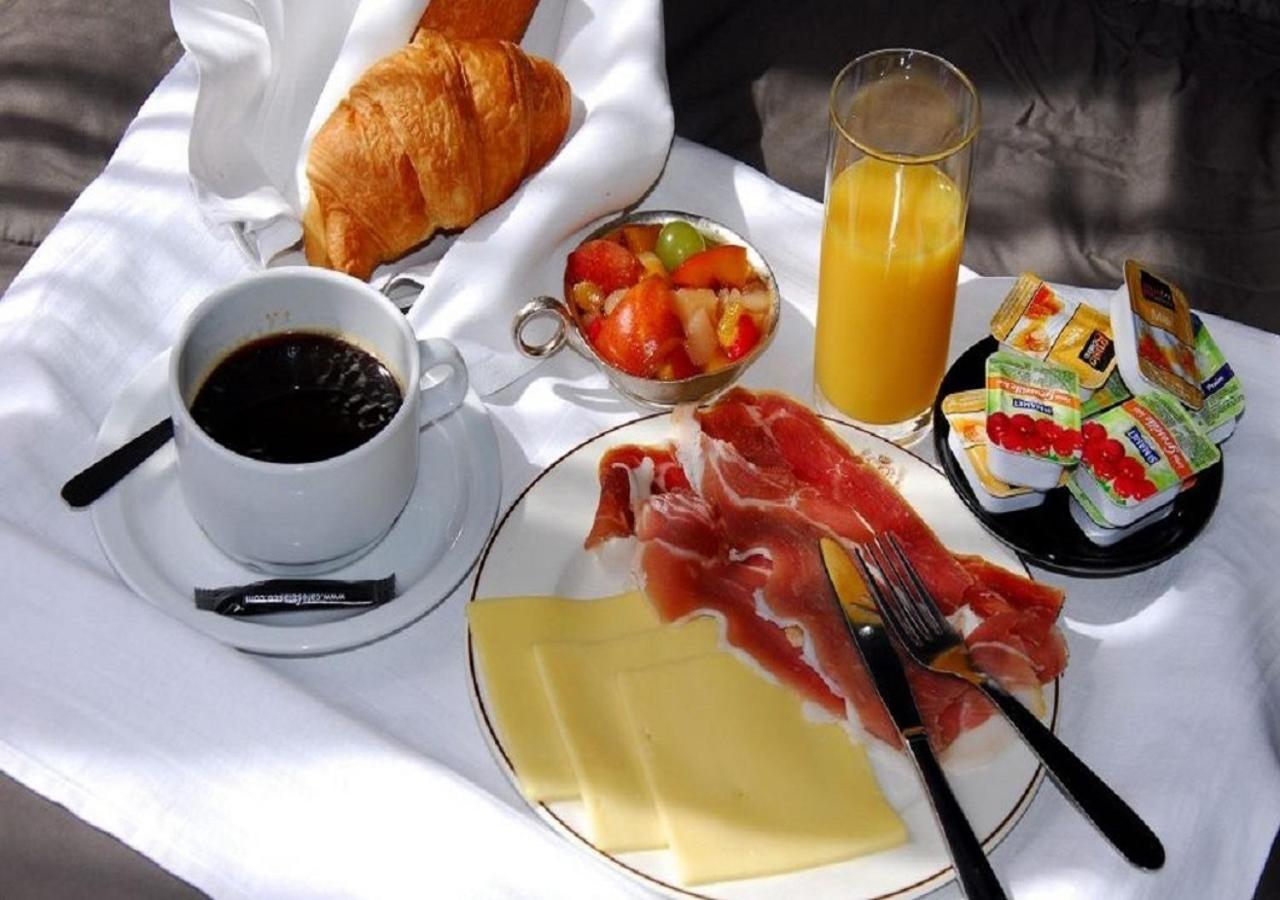 Bed and Breakfast Relais Sistina Рим Екстер'єр фото